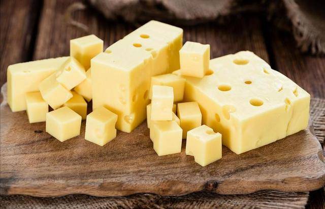 龙没想到先等来的不是中方投资13日起中国征税准时执行马克(图1) 龙没想到先等来的不是中方投资13日起中国征税准时执行马克(图1)